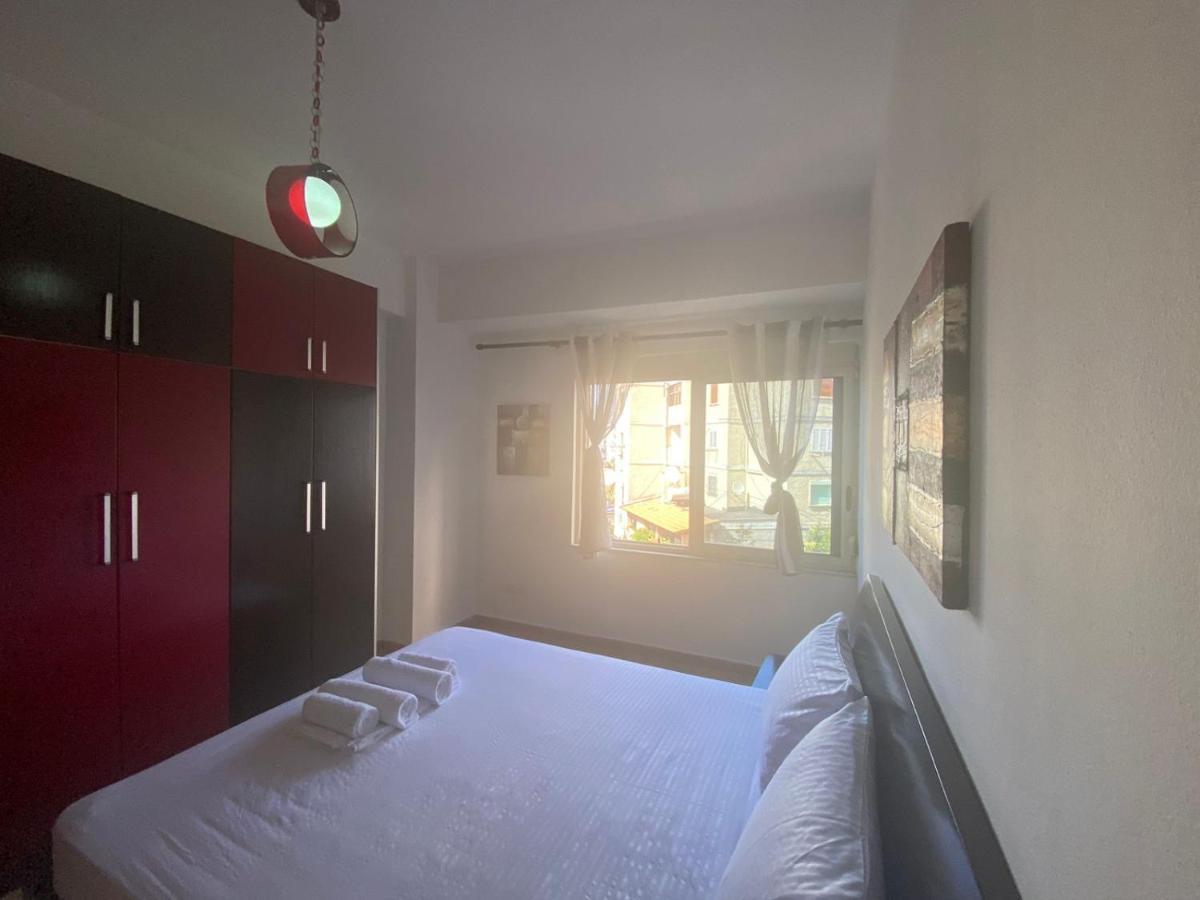Nicole Apartments Rental Dıraç Dış mekan fotoğraf