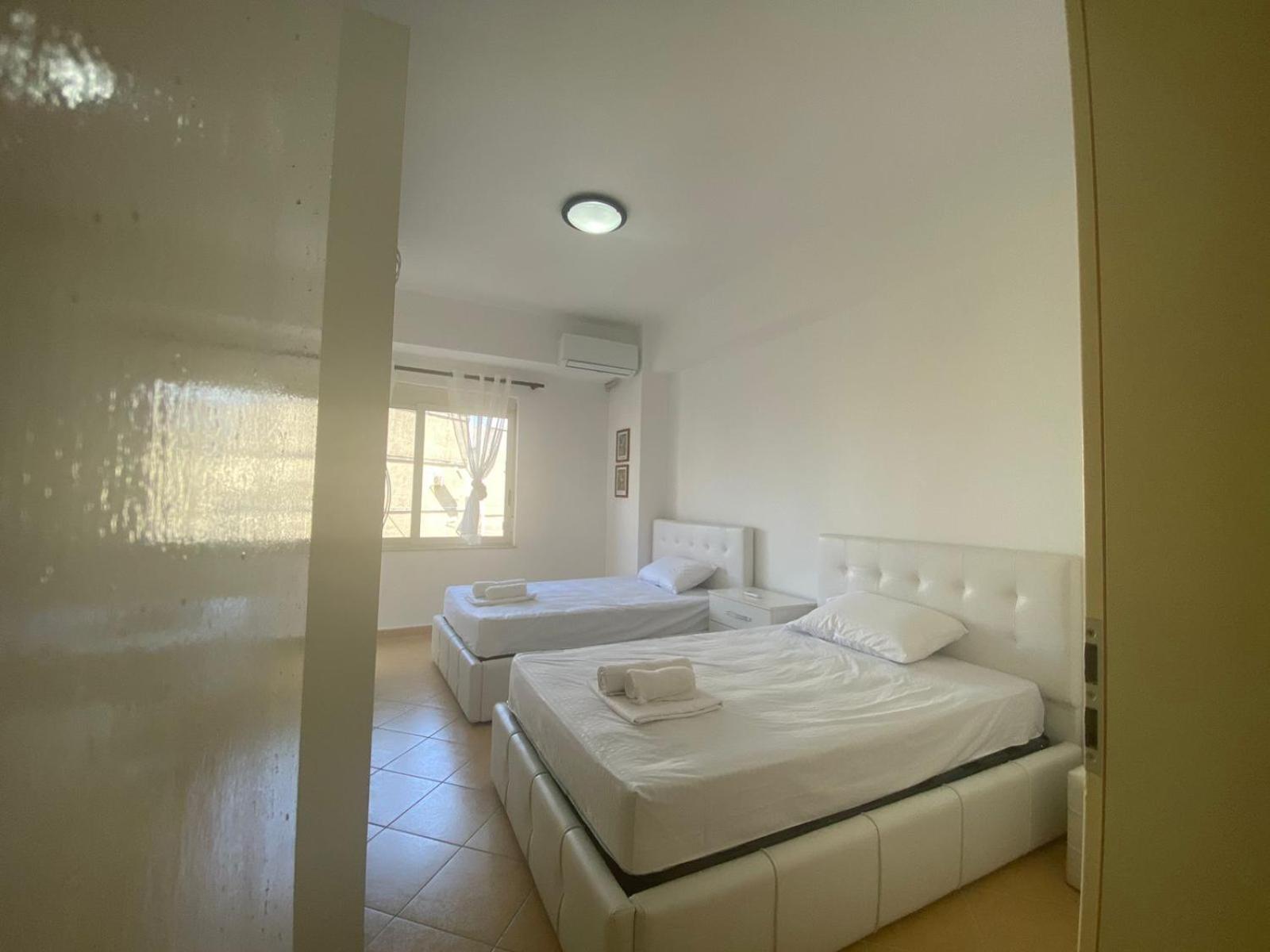 Nicole Apartments Rental Dıraç Dış mekan fotoğraf